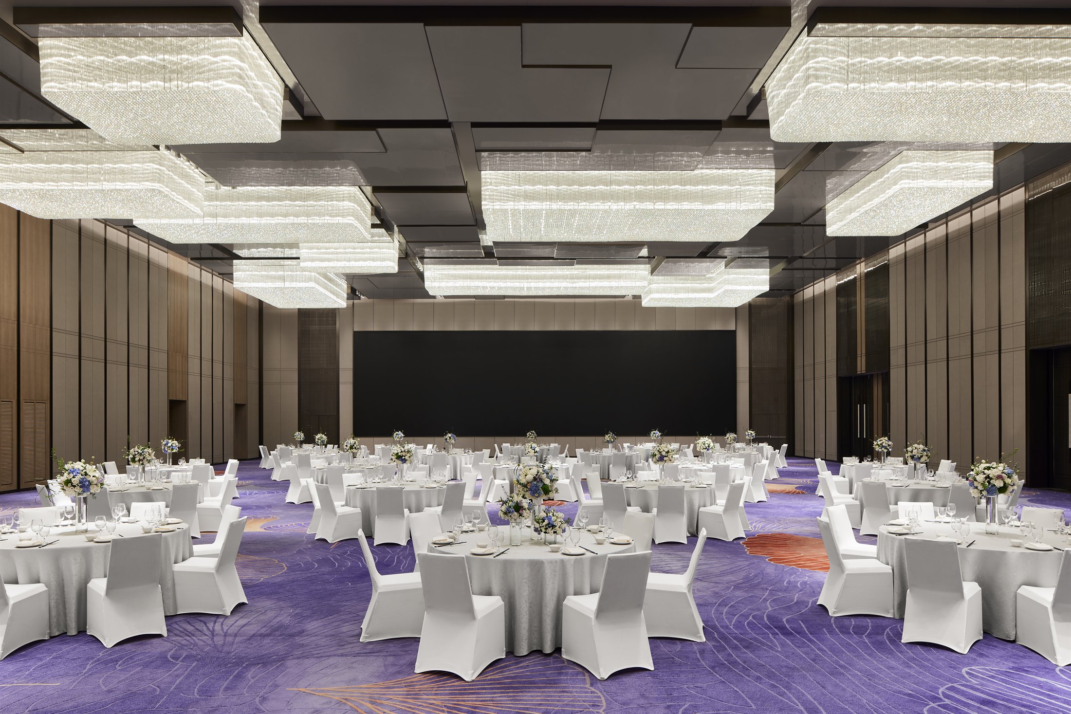 ORDELIVA custom carpet across a completed hotel ballroom