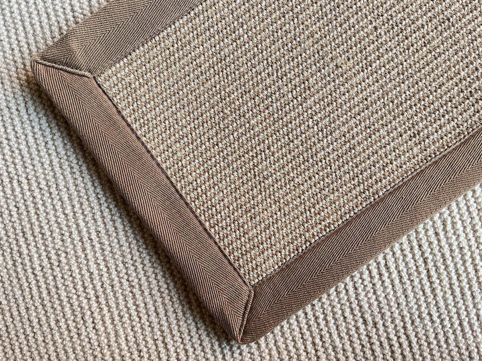 Backing and weave Flatweave and Natural Fibre