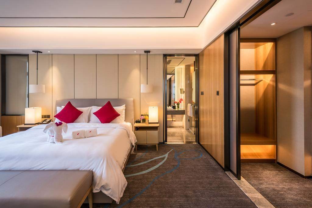 Swiss-Belhotel Guestroom